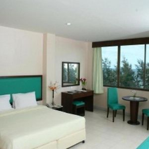 Nice Beach Hotel